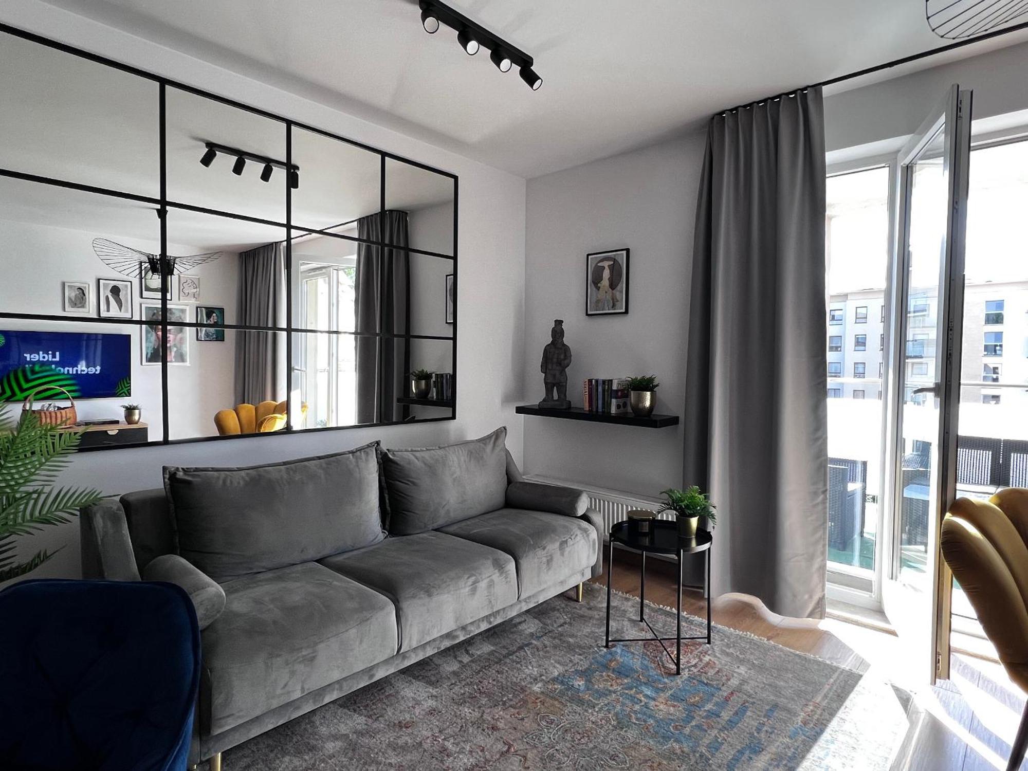 Europa22 Apartament "Sen Jak W Pieciogwiazdkowym Hotelu" - Centrum Miasta Tomaszów Mazowiecki المظهر الخارجي الصورة